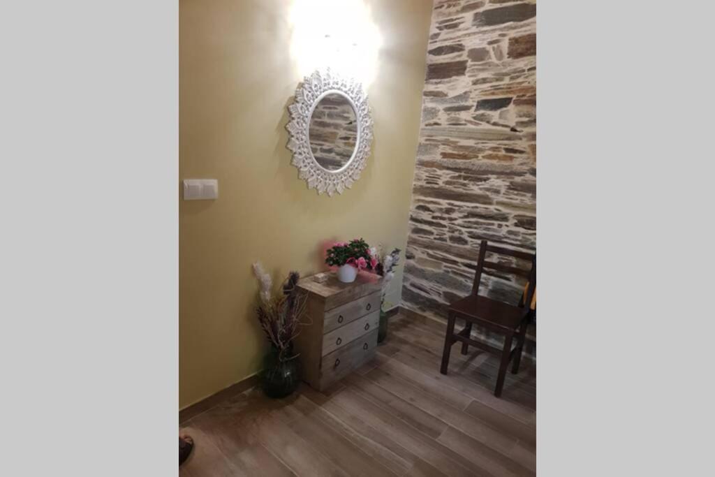 Apartamento Con Vistas Al Rio A Solaina Самос Екстериор снимка