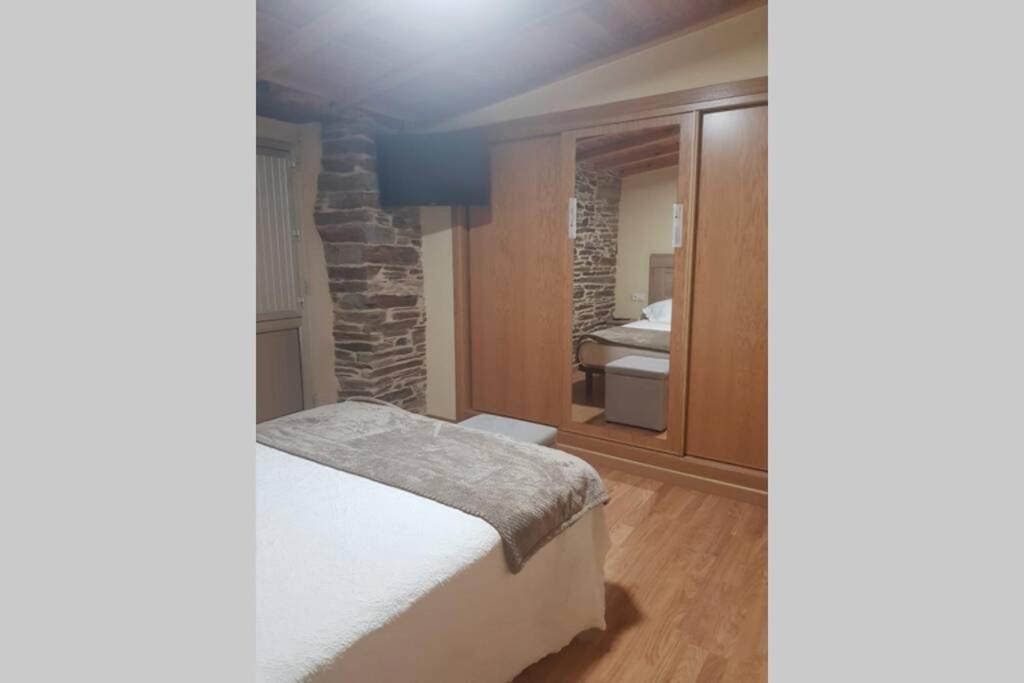 Apartamento Con Vistas Al Rio A Solaina Самос Екстериор снимка